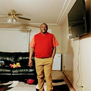 Meet your Posher, Tony